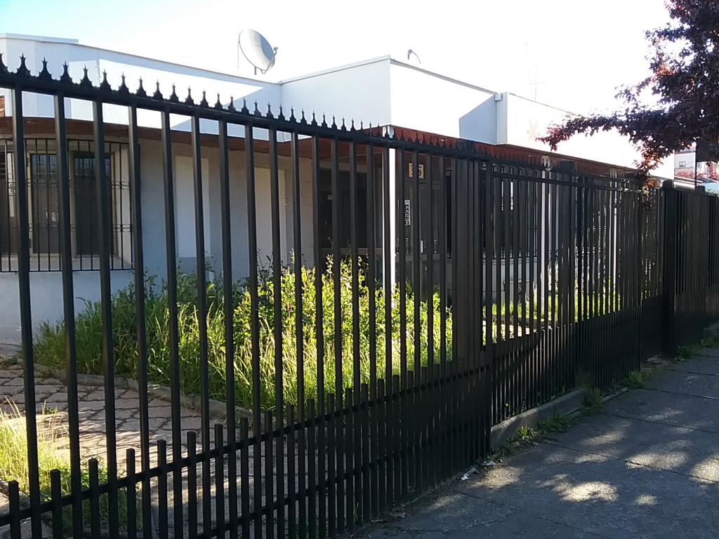 Casa para centro médico u oficinas – foto 1